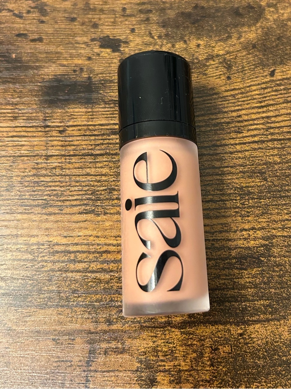 Saie Liquid Concealer in Nude Peach